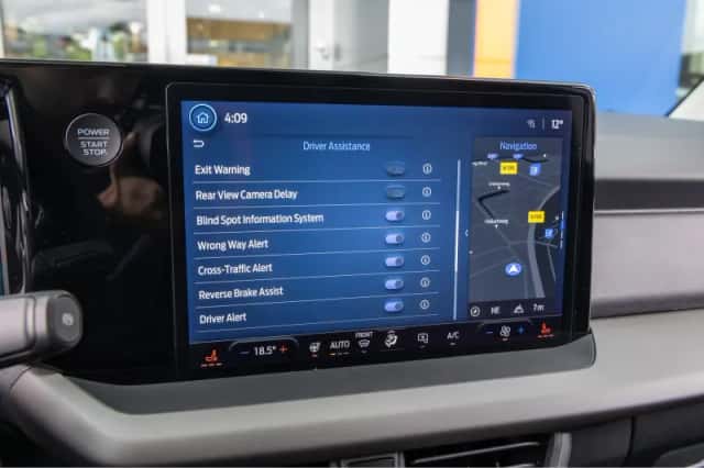 Ford E-Transit Cour. (2026) thumbnail 38