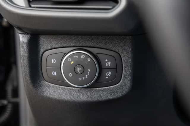 Ford E-Transit Cour. (2026) thumbnail 41