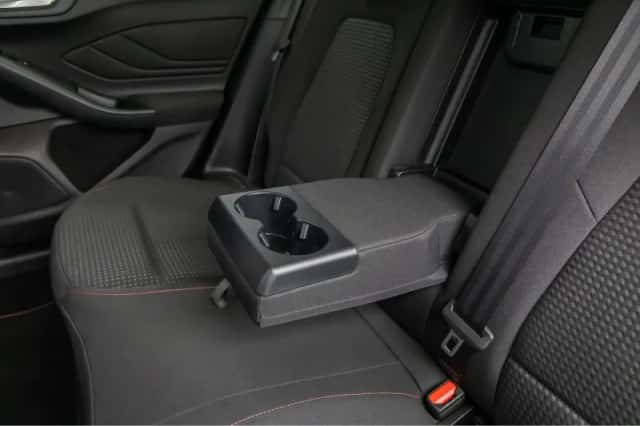 Ford Focus (2022) thumbnail 16