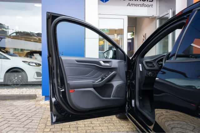 Ford Focus (2022) thumbnail 20