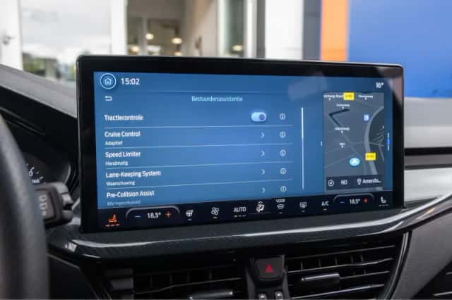 Ford Focus (2022) thumbnail 38
