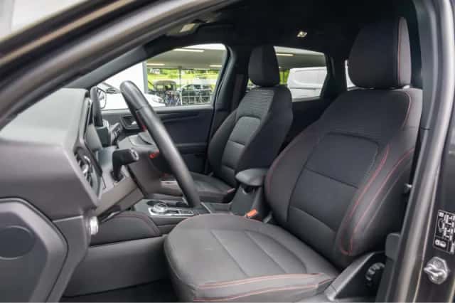 Ford Kuga (2021) thumbnail 15