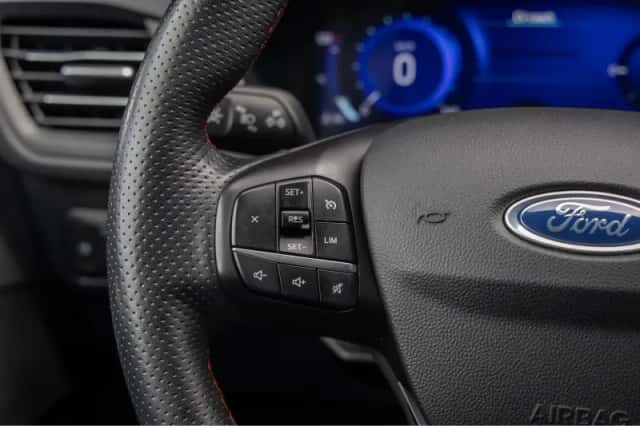 Ford Kuga (2021) thumbnail 27