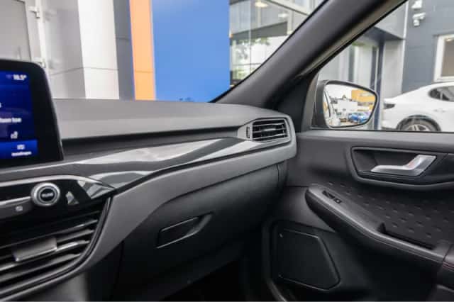Ford Kuga (2021) thumbnail 32
