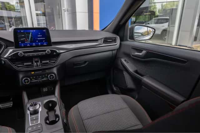 Ford Kuga (2021) thumbnail 43