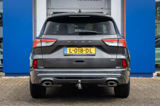 Ford Kuga (2021) thumbnail 6