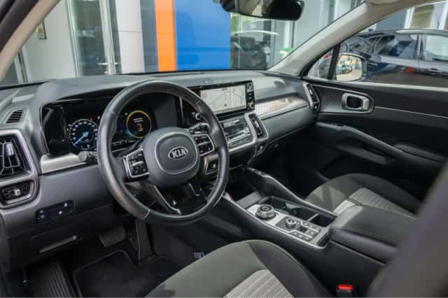 Kia Sorento (2021) thumbnail 2