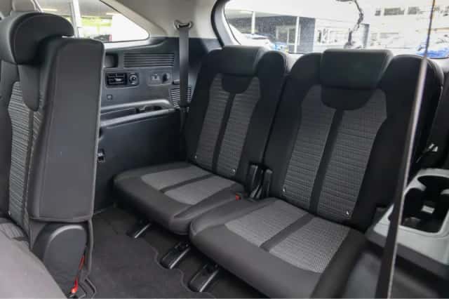 Kia Sorento (2021) thumbnail 22