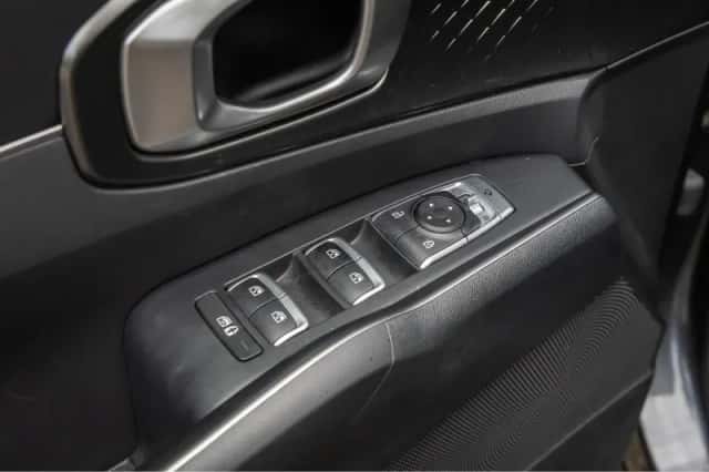 Kia Sorento (2021) thumbnail 27