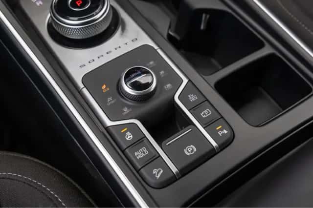 Kia Sorento (2021) thumbnail 37