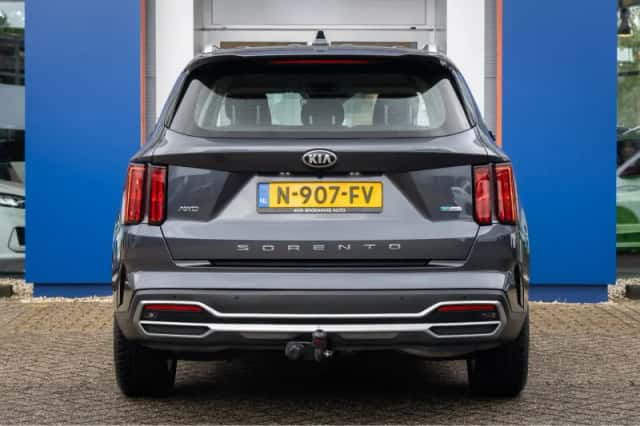 Kia Sorento (2021) thumbnail 5