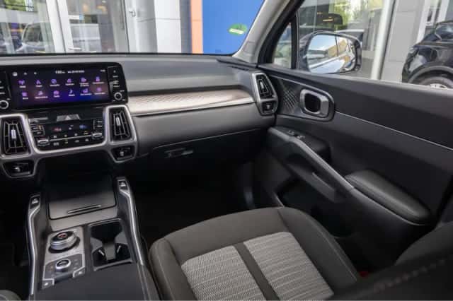 Kia Sorento (2021) thumbnail 52