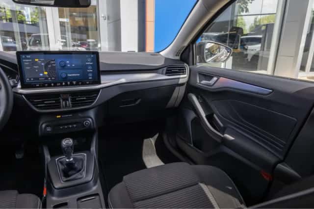 Ford Focus (2023) thumbnail 15
