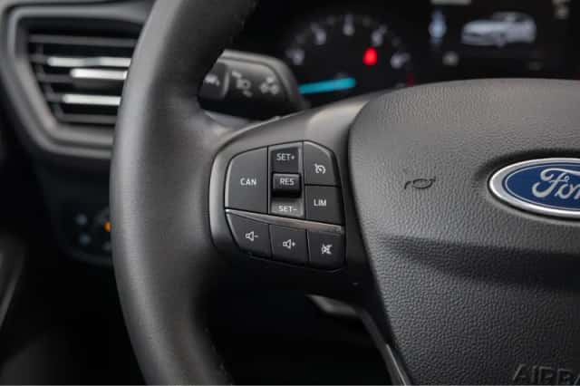 Ford Focus (2023) thumbnail 19