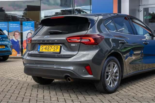 Ford Focus (2023) thumbnail 10