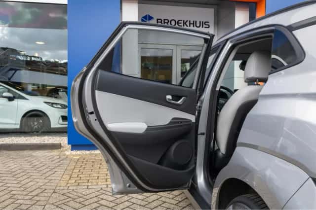 Hyundai Kona (2021) thumbnail 21