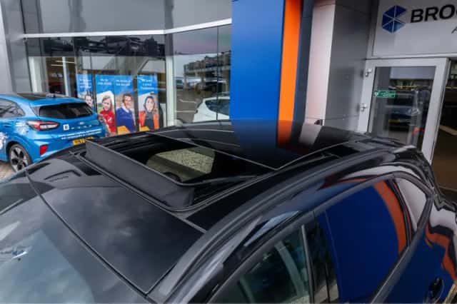 Ford Kuga (2022) thumbnail 11