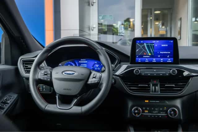 Ford Kuga (2022) thumbnail 17
