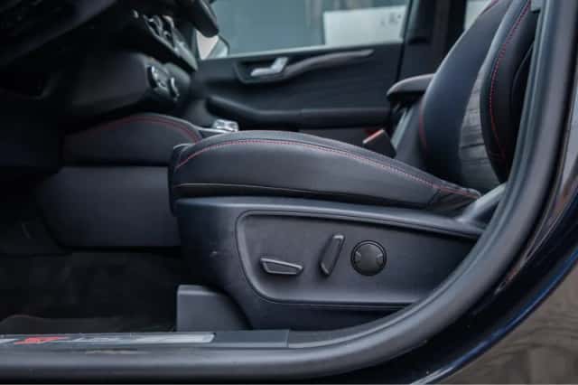 Ford Kuga (2022) thumbnail 27