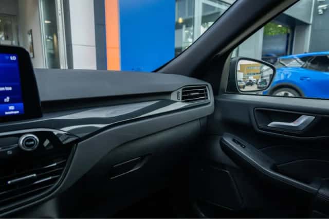 Ford Kuga (2022) thumbnail 40
