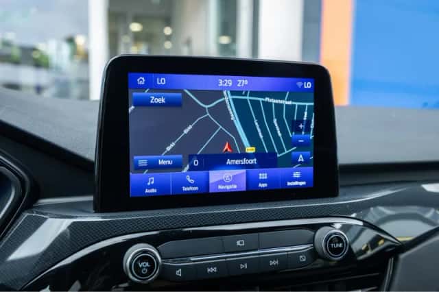 Ford Kuga (2022) thumbnail 44