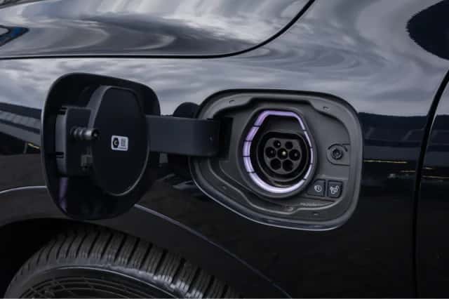 Ford Kuga (2022) thumbnail 10