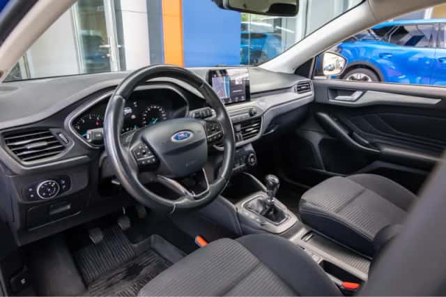 Ford Focus (2019) thumbnail 2