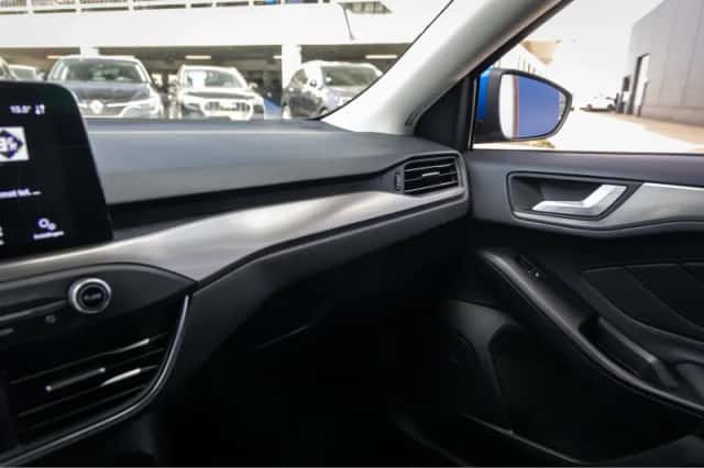 Ford Focus (2019) thumbnail 25
