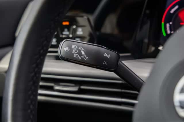 Volkswagen Golf (2021) thumbnail 28