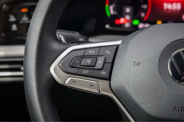 Volkswagen Golf (2021) thumbnail 29