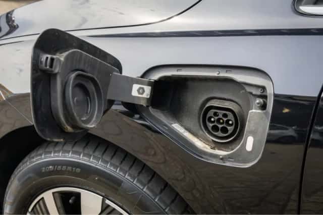Volkswagen Golf (2021) thumbnail 10