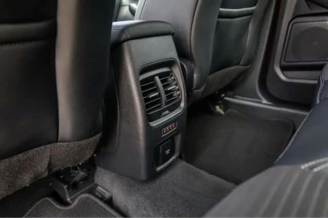 Ford Kuga (2021) thumbnail 19
