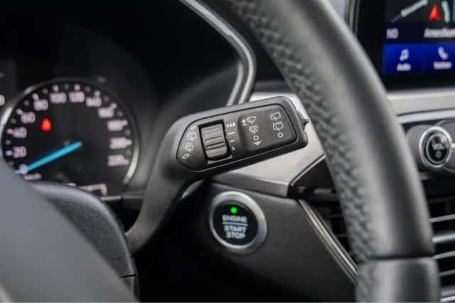 Ford Kuga (2021) thumbnail 33