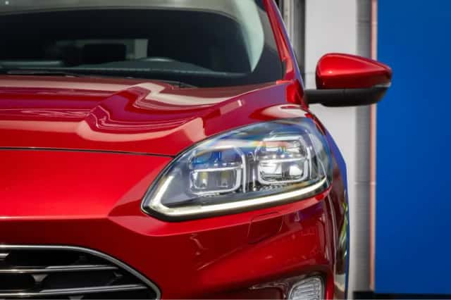 Ford Kuga (2021) thumbnail 8