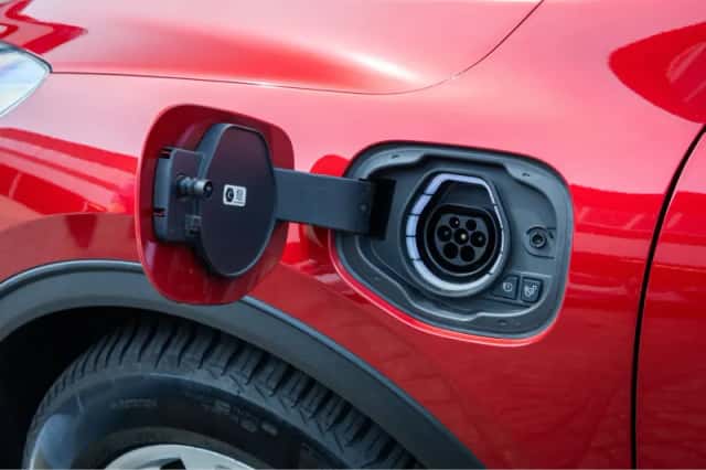 Ford Kuga (2021) thumbnail 10