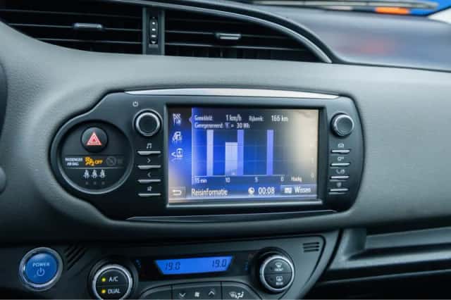 Toyota Yaris (2019) thumbnail 36