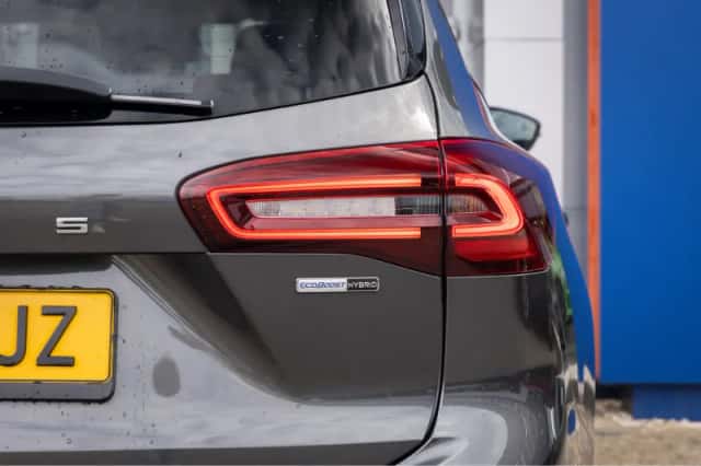 Ford Focus (2022) thumbnail 11