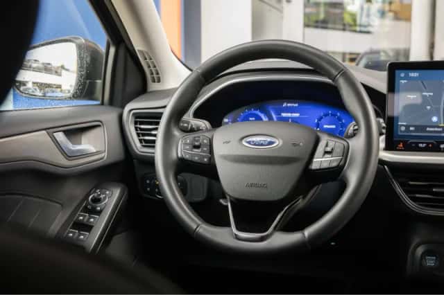 Ford Focus (2022) thumbnail 26