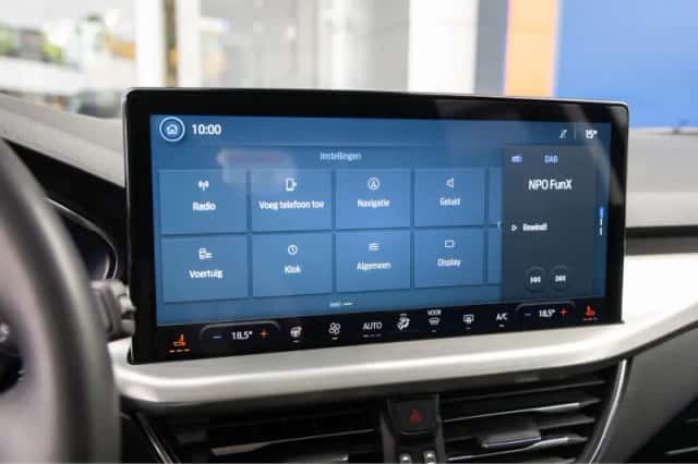 Ford Focus (2022) thumbnail 36