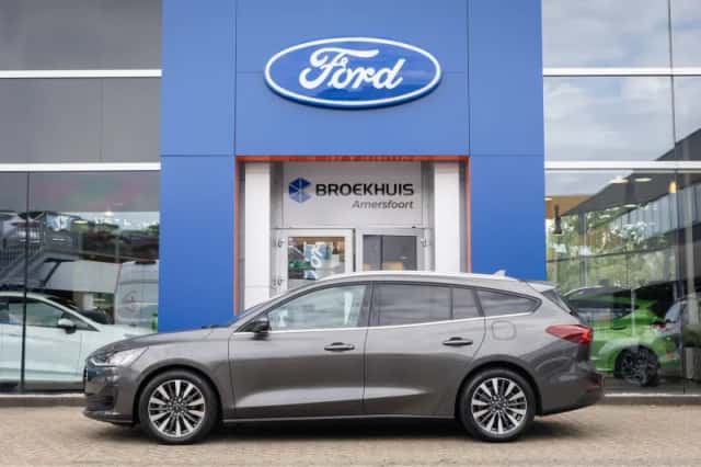 Ford Focus (2022) thumbnail 9