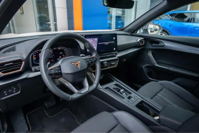 CUPRA Formentor (2023) thumbnail 2