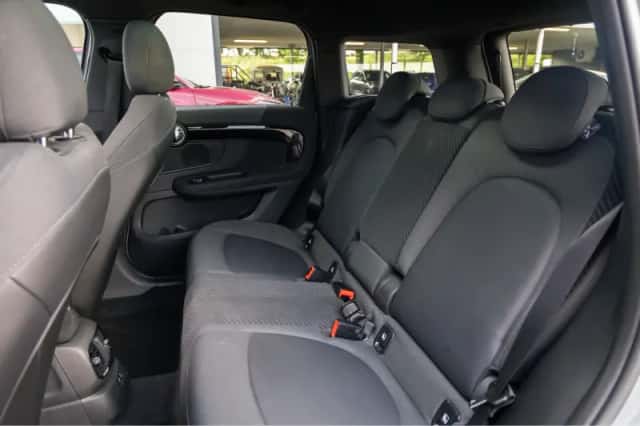 MINI Countryman (2018) thumbnail 15