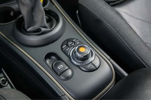 MINI Countryman (2018) thumbnail 35