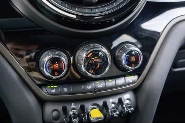 MINI Countryman (2018) thumbnail 38