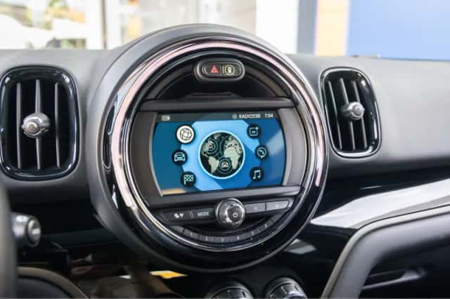 MINI Countryman (2018) thumbnail 39