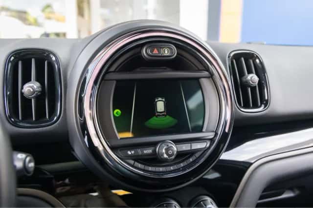 MINI Countryman (2018) thumbnail 41