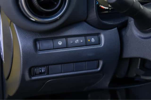 Nissan Juke (2024) thumbnail 23