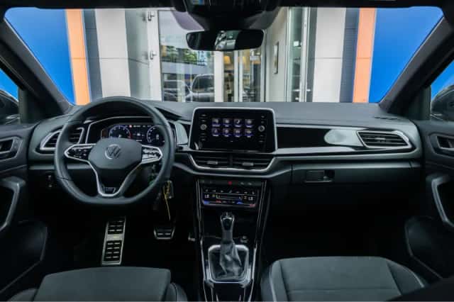 Volkswagen T-Roc (2022) thumbnail 12