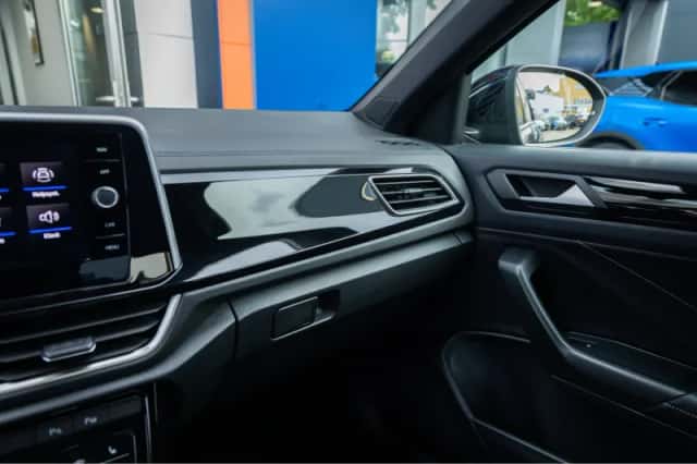 Volkswagen T-Roc (2022) thumbnail 34