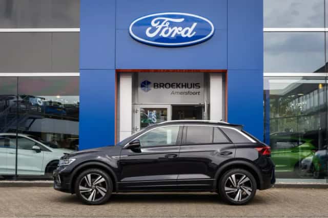 Volkswagen T-Roc (2022) thumbnail 5